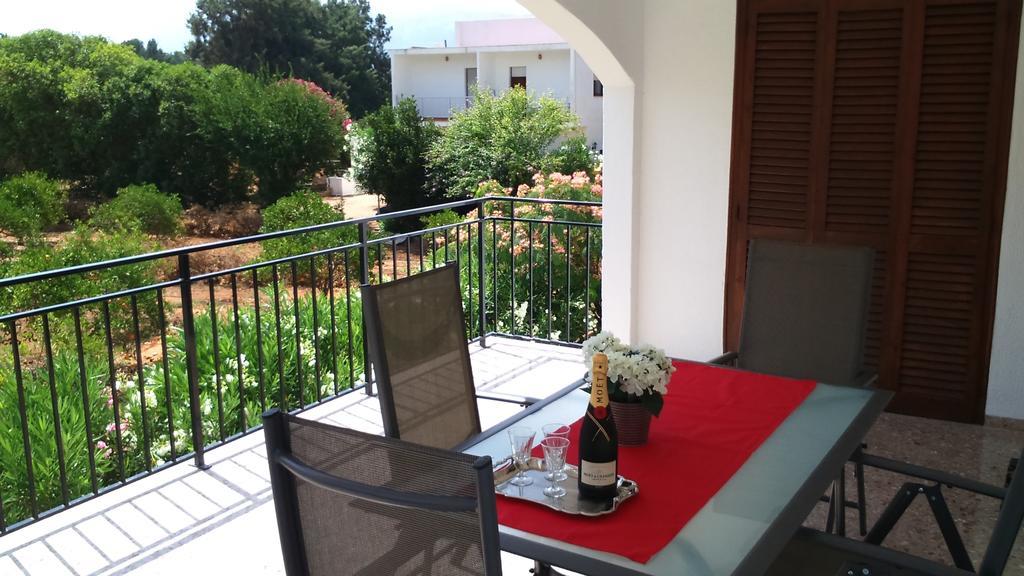 Antonieta Tatil Evi *